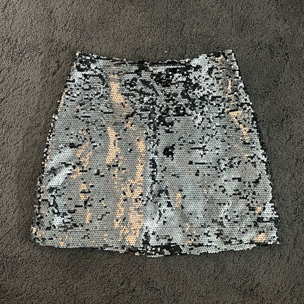Urban outfitters sequin skirt small